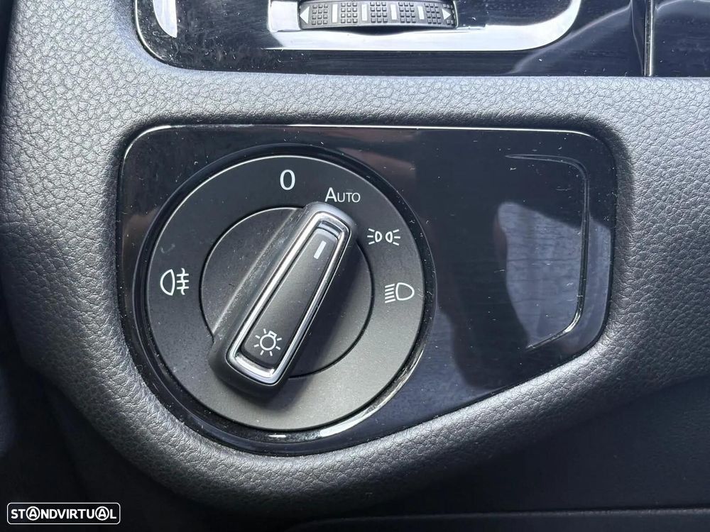 VW Golf 1.4 GTE Plug-in - 38