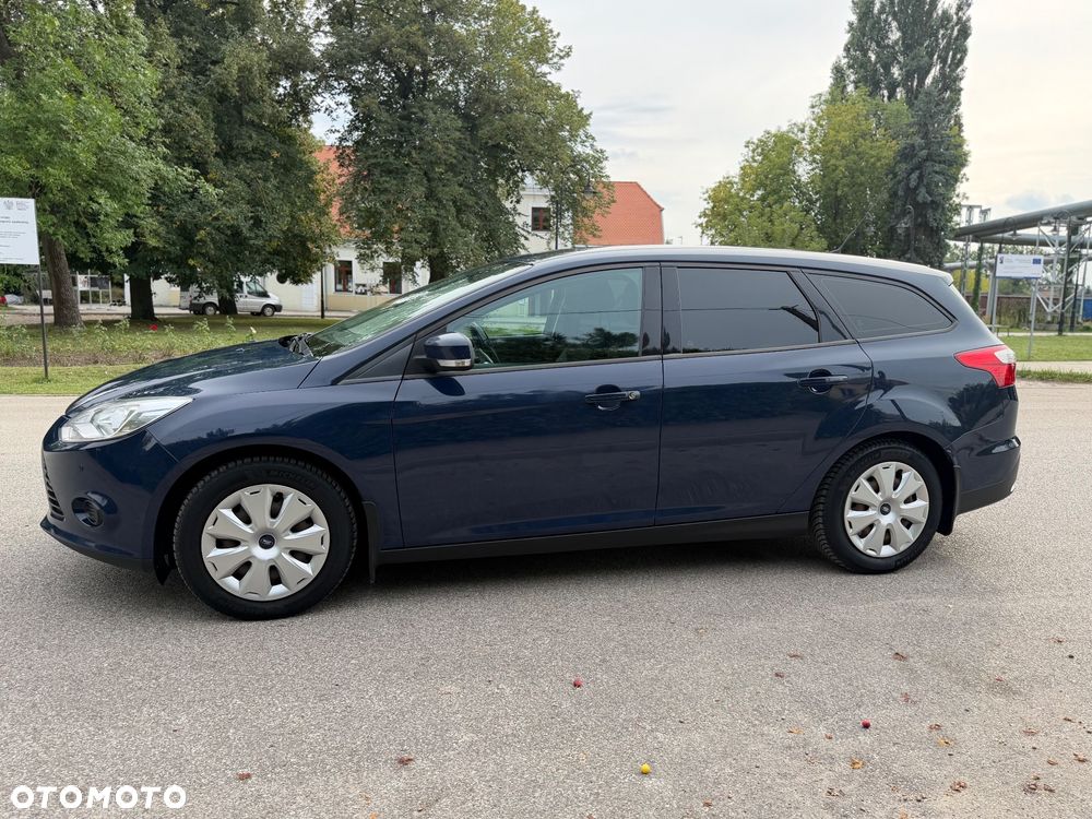 Ford Focus 1.6 FF Titanium - 19