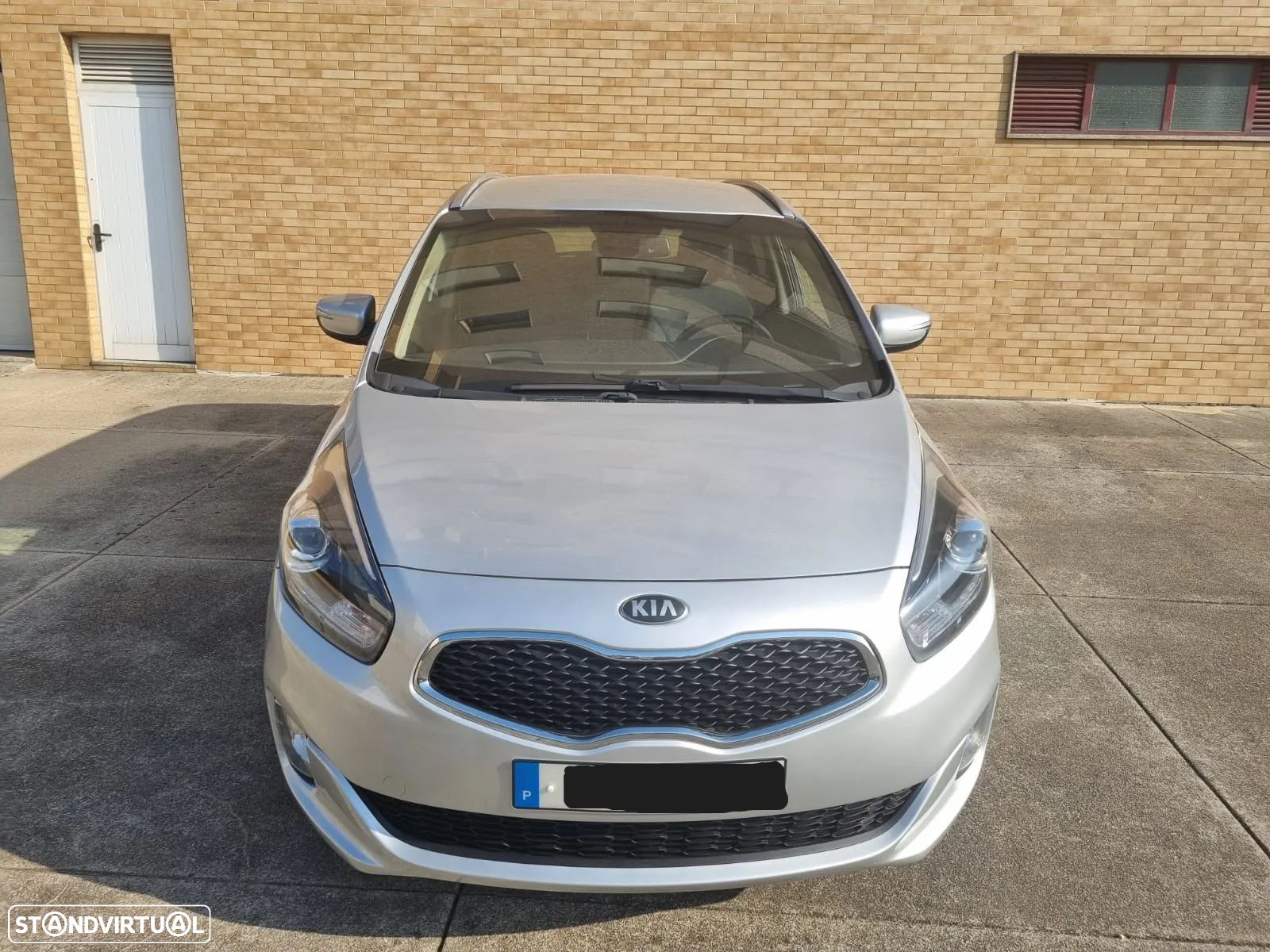 Kia Carens 1.7 CRDi ISG TX - 1