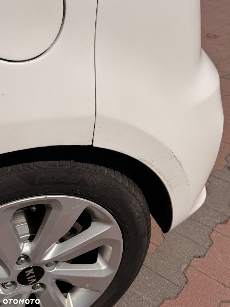 Kia Rio 1.4 crdi L - 12