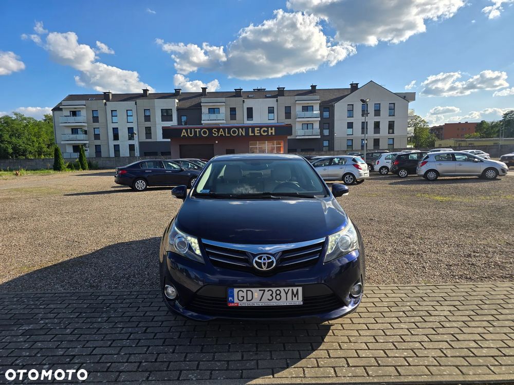 Toyota Avensis 2.0 Prestige NAVI MS - 2