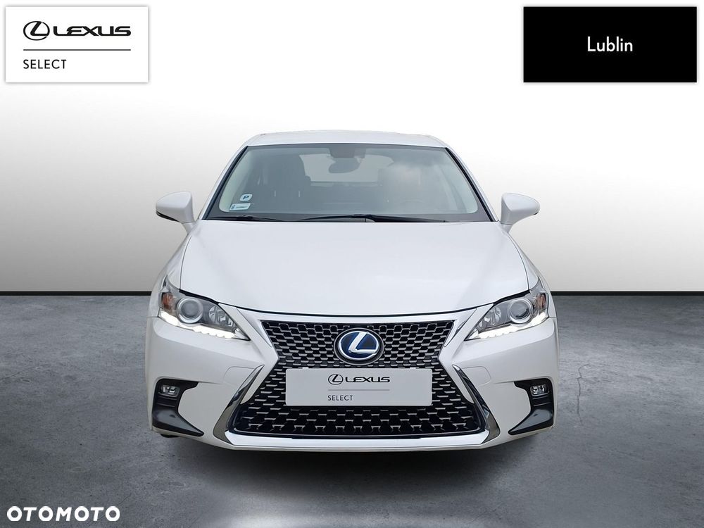 Lexus CT - 8