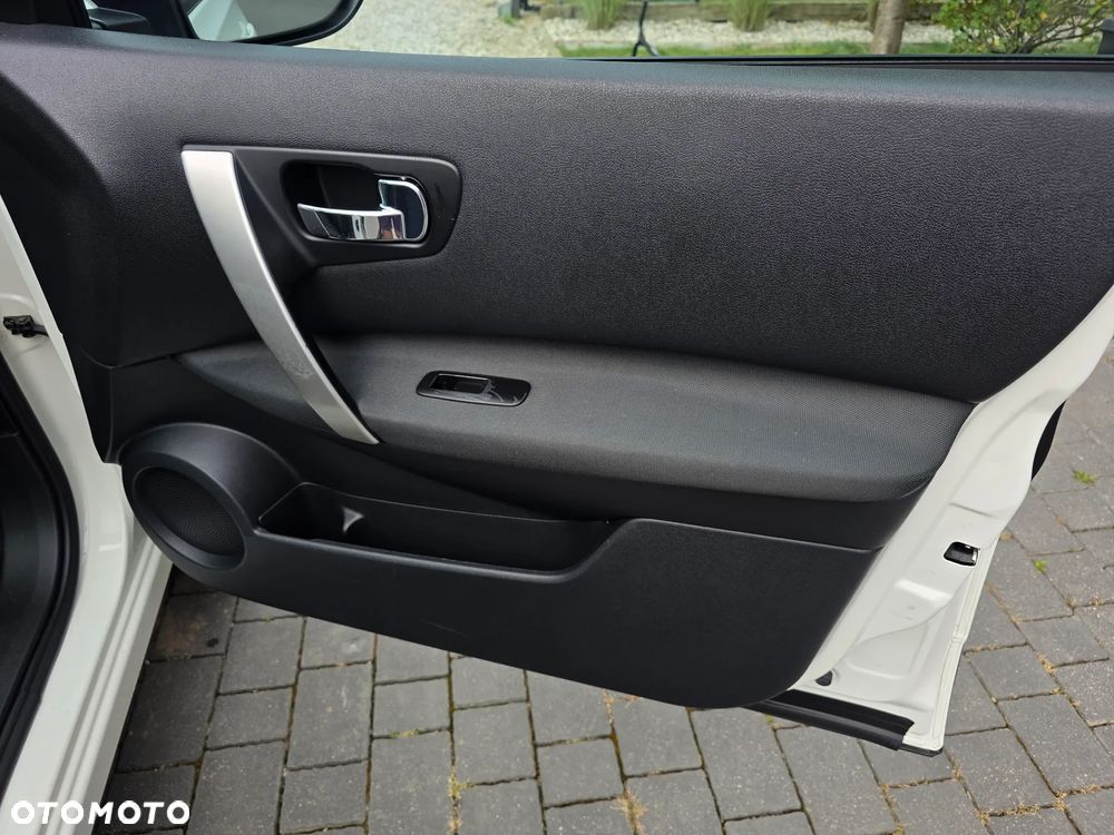 Nissan Qashqai 2.0 4x4 Tekna - 19