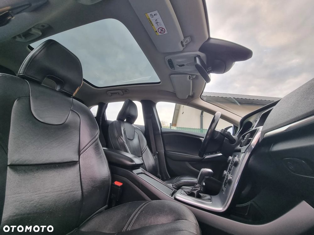 Volvo V40 D2 Inscription - 7