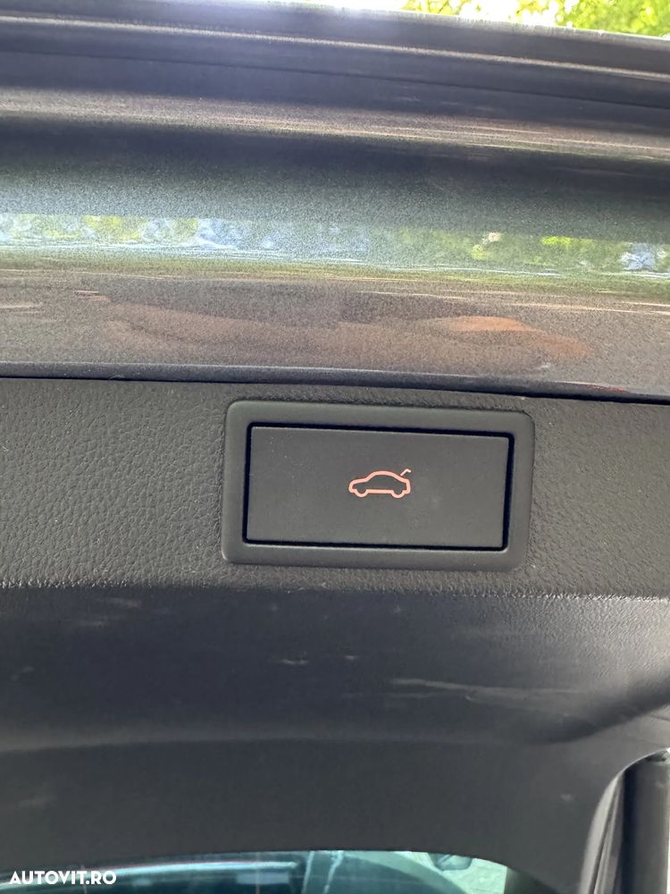 Skoda Octavia 2.0 TSI DSG RS Plus - 11