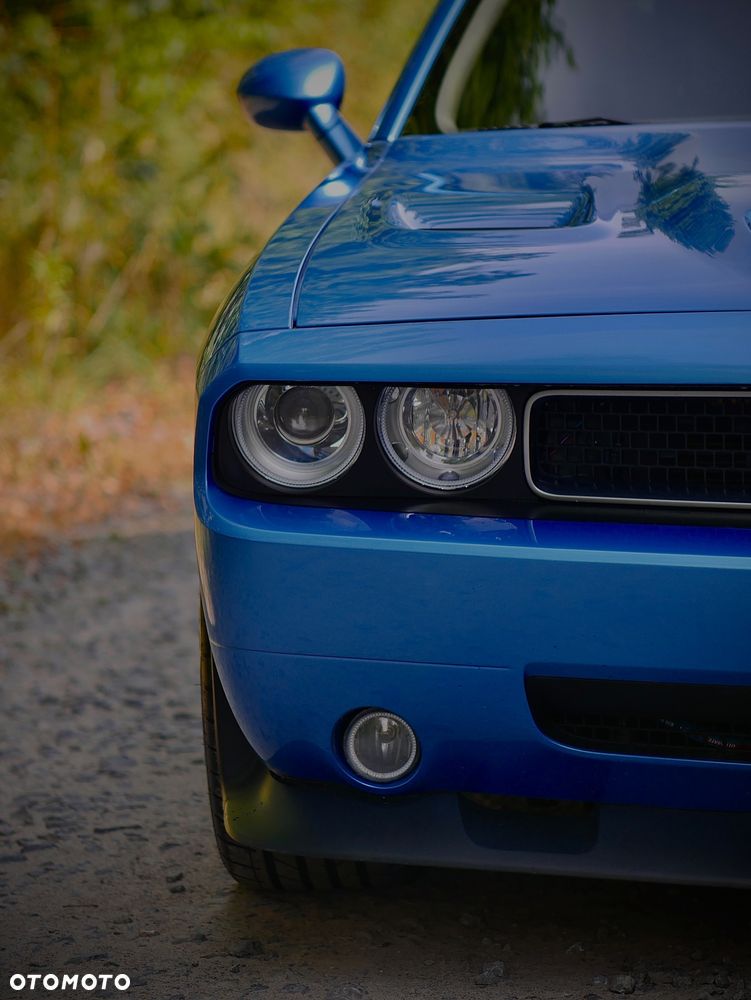 Dodge Challenger - 18