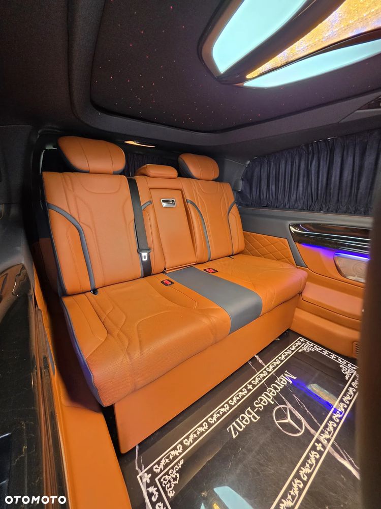 Mercedes-Benz Klasa V 300 extralang 9G-TRONIC Special Edition Avantgarde - 3