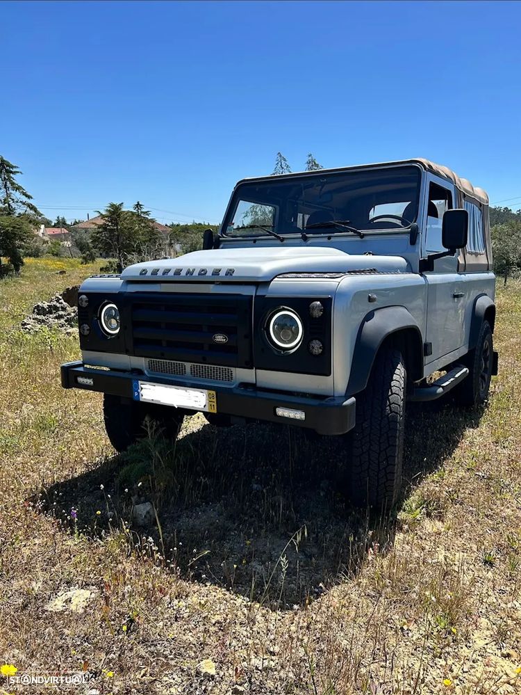 Land Rover Defender 90 2.4 CRD S - 10