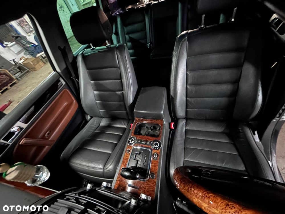 Volkswagen Touareg 5.0 V10 TDI Tiptr - 20
