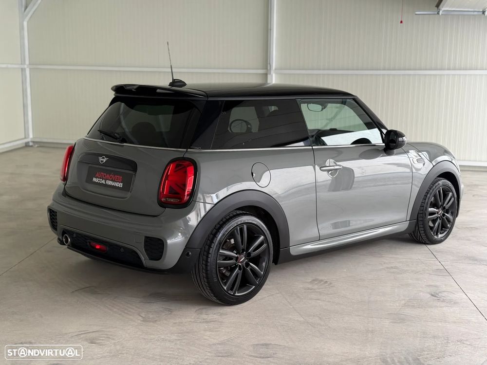 MINI 3 Portas Cooper D Aut. - 3