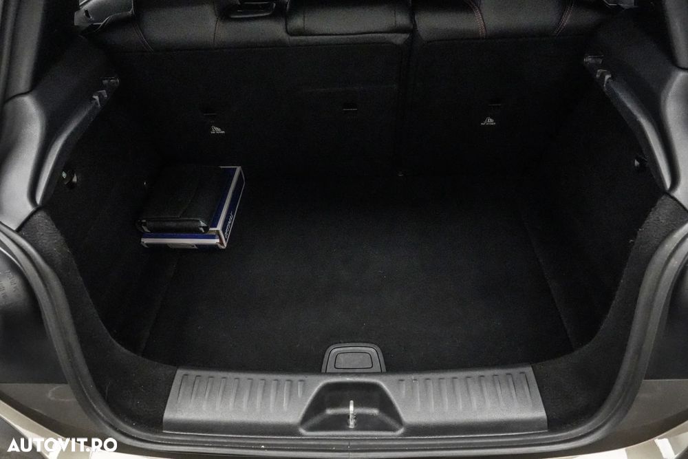 Mercedes-Benz A - 21