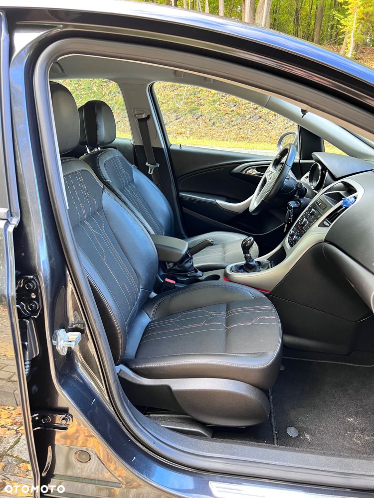 Opel Astra - 35