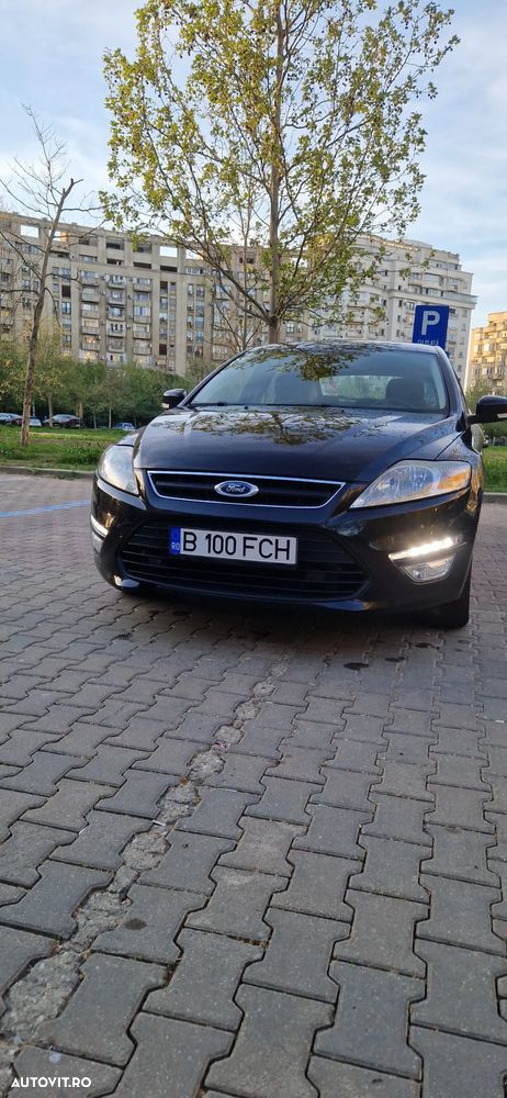 Ford Mondeo - 28