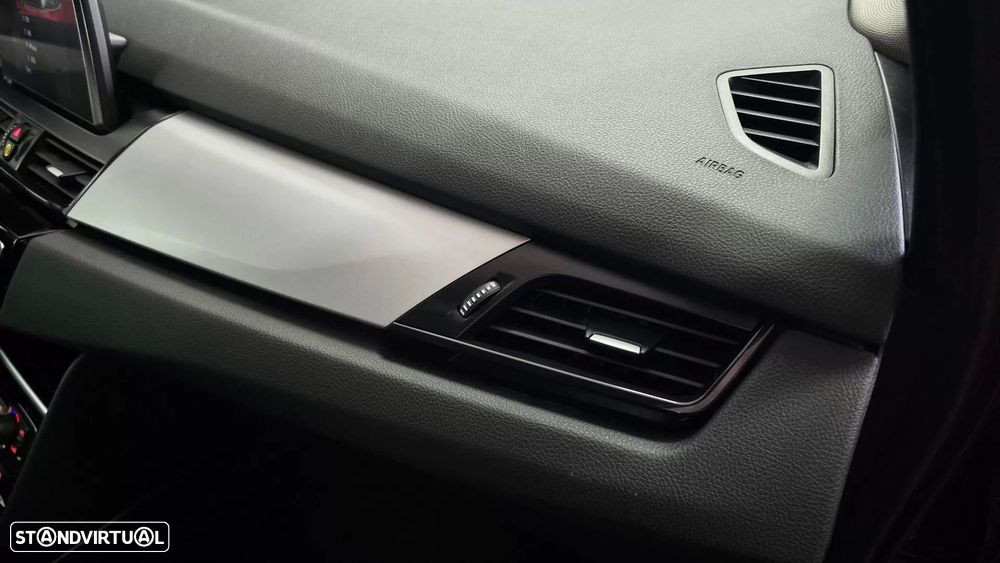 BMW 216 Active Tourer d Advantage Auto - 55