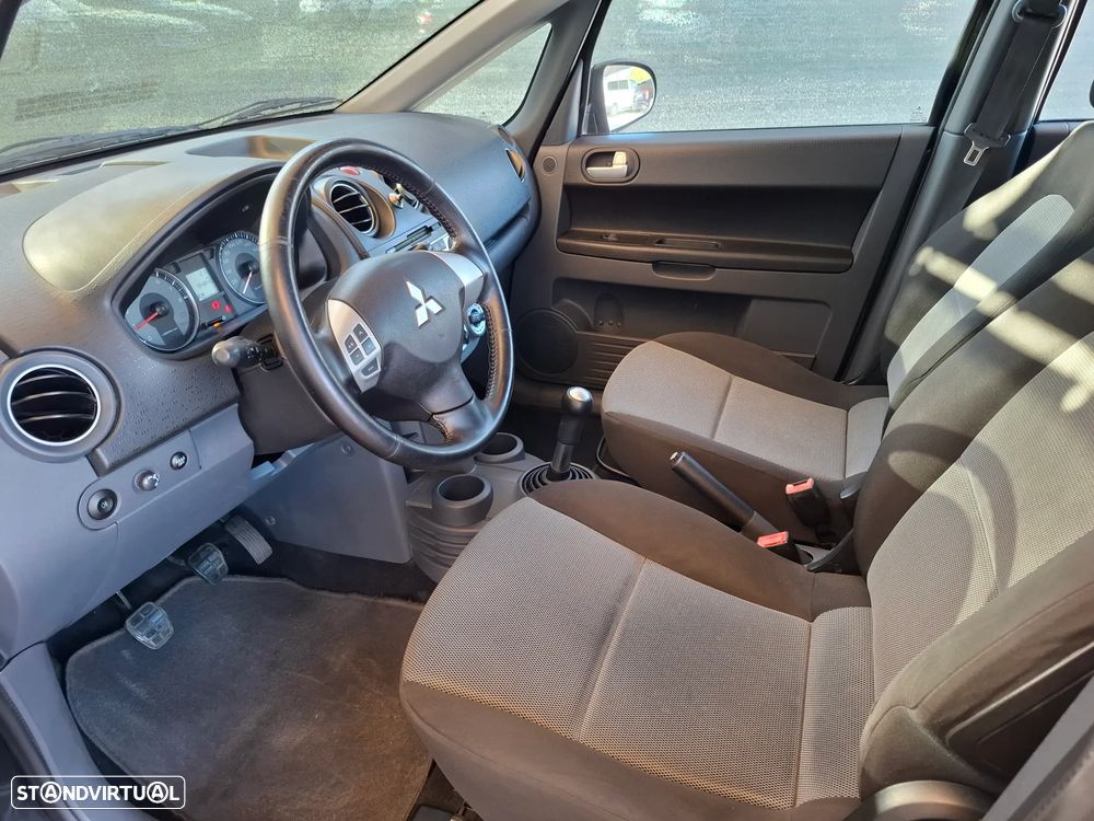 Mitsubishi Colt 1.1 Inform RCD - 23