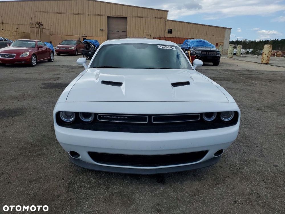 Dodge Challenger Automatik SXT Plus - 6