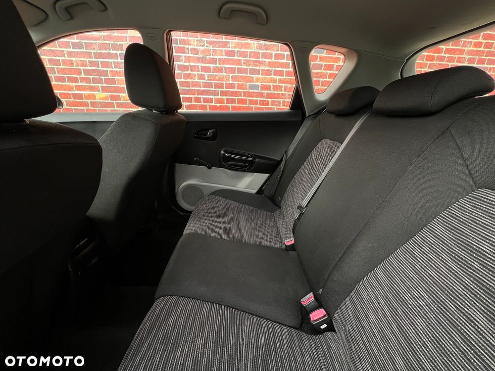 Kia Ceed - 16