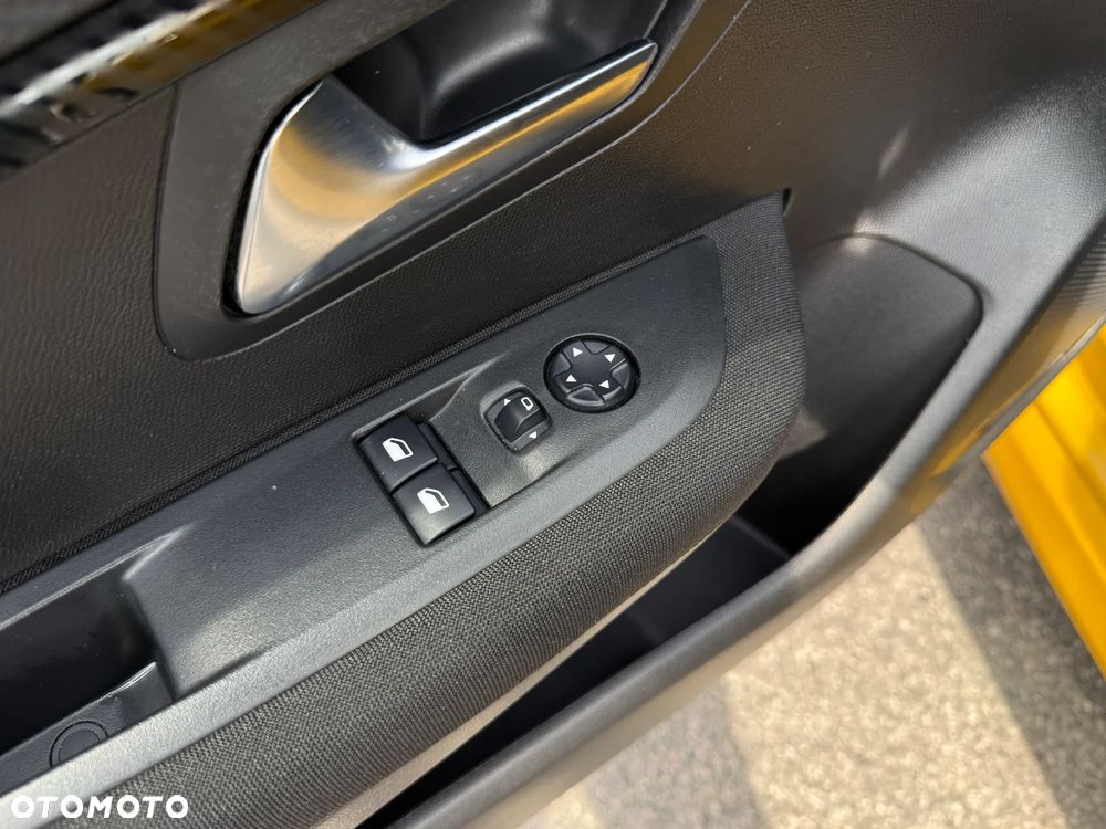 Peugeot 208 1.2 PureTech Active S&S - 30