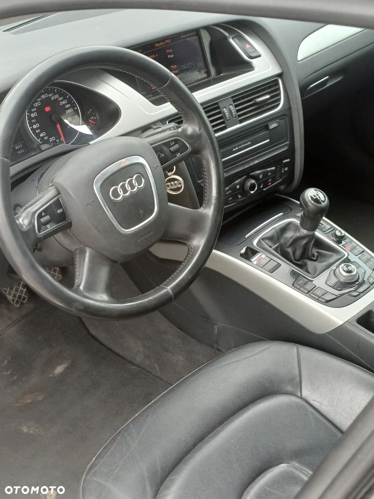 Audi A4 Avant 2.0 TDI - 5