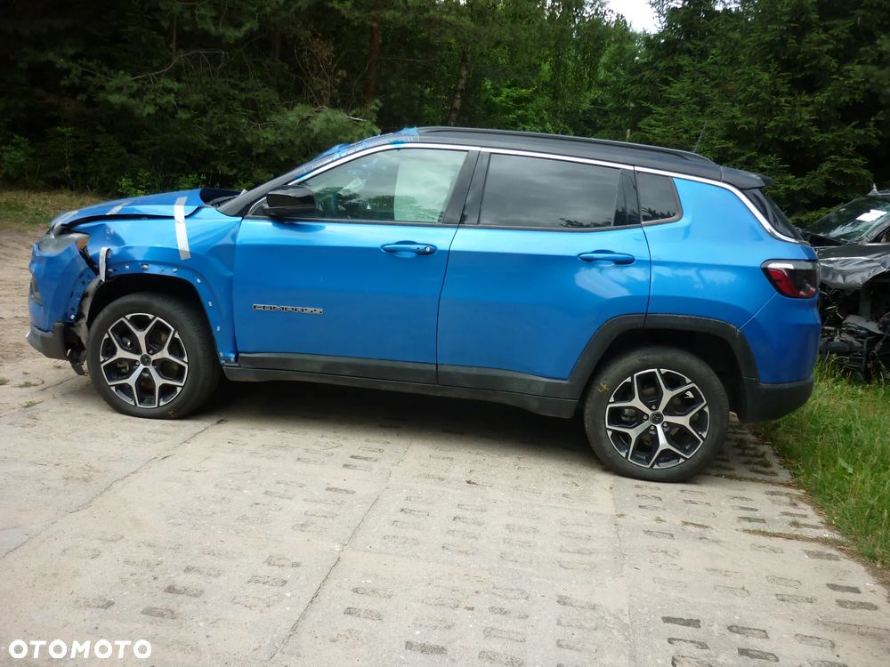 Jeep Compass - 8