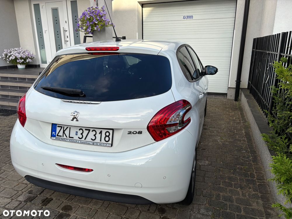 Peugeot 208 1.2 PureTech Allure - 4
