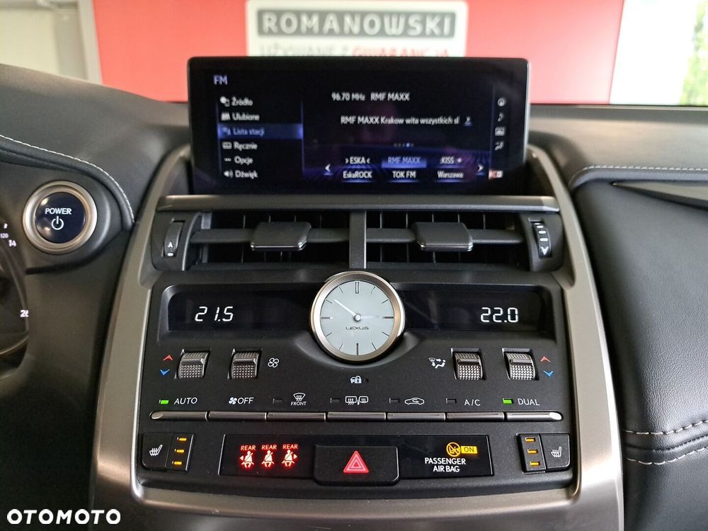 Lexus NX 300h F Impression AWD - 17