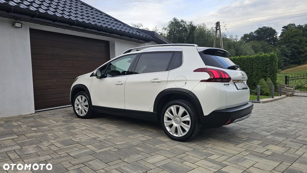 Peugeot 2008 1.2 Pure Tech GPF Allure S&S - 7