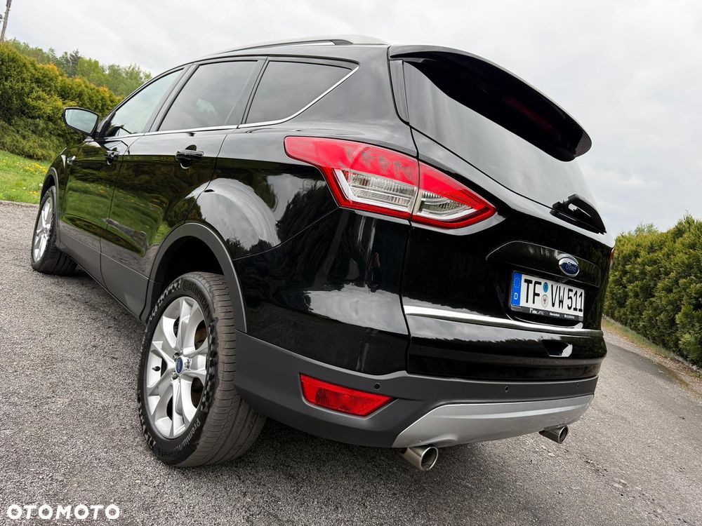 Ford Kuga 2.0 TDCi 2x4 Titanium - 3