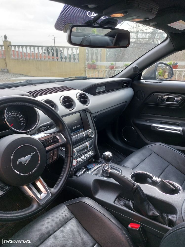 Ford Mustang 2.3 Eco Boost - 7