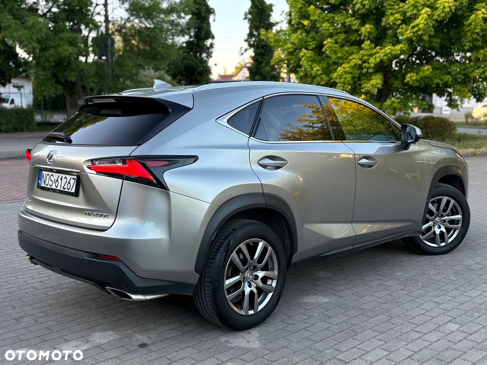 Lexus NX 200t Prestige AWD - 4