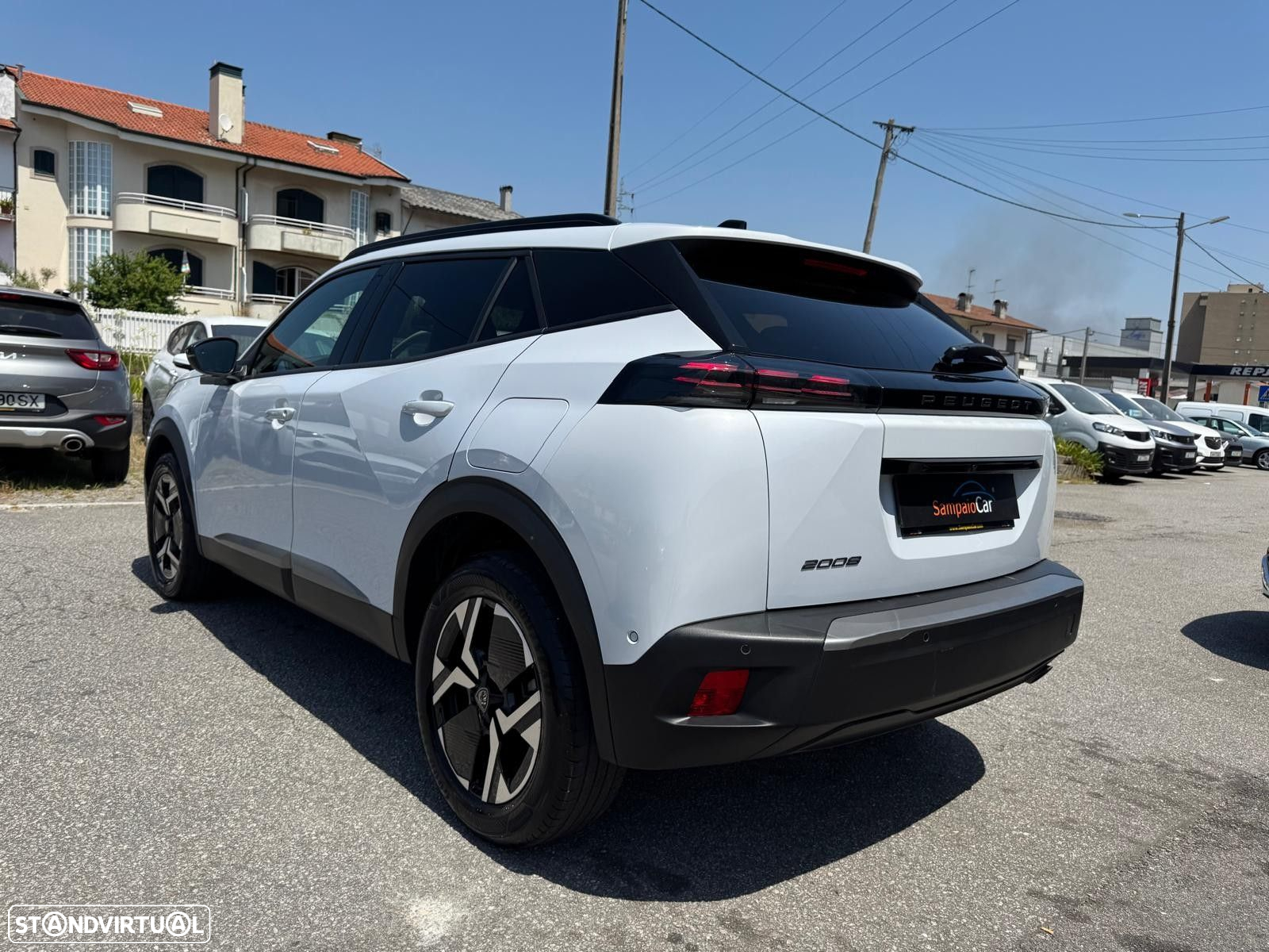 Peugeot 2008 1.2 PureTech Allure Pack - 7