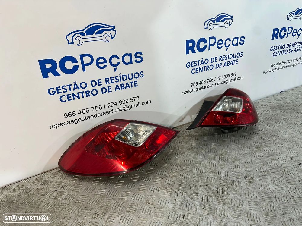 .Conjunto Farolins Tras Traseiros Esquerdo Direito Originais Opel Corsa D 13188047 13188046 2006 - 2010 - 2
