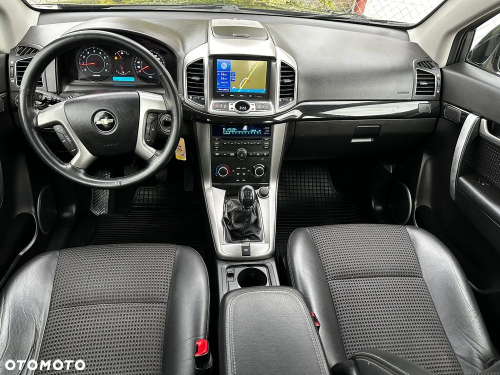 Chevrolet Captiva 2.4 2WD LT - 8