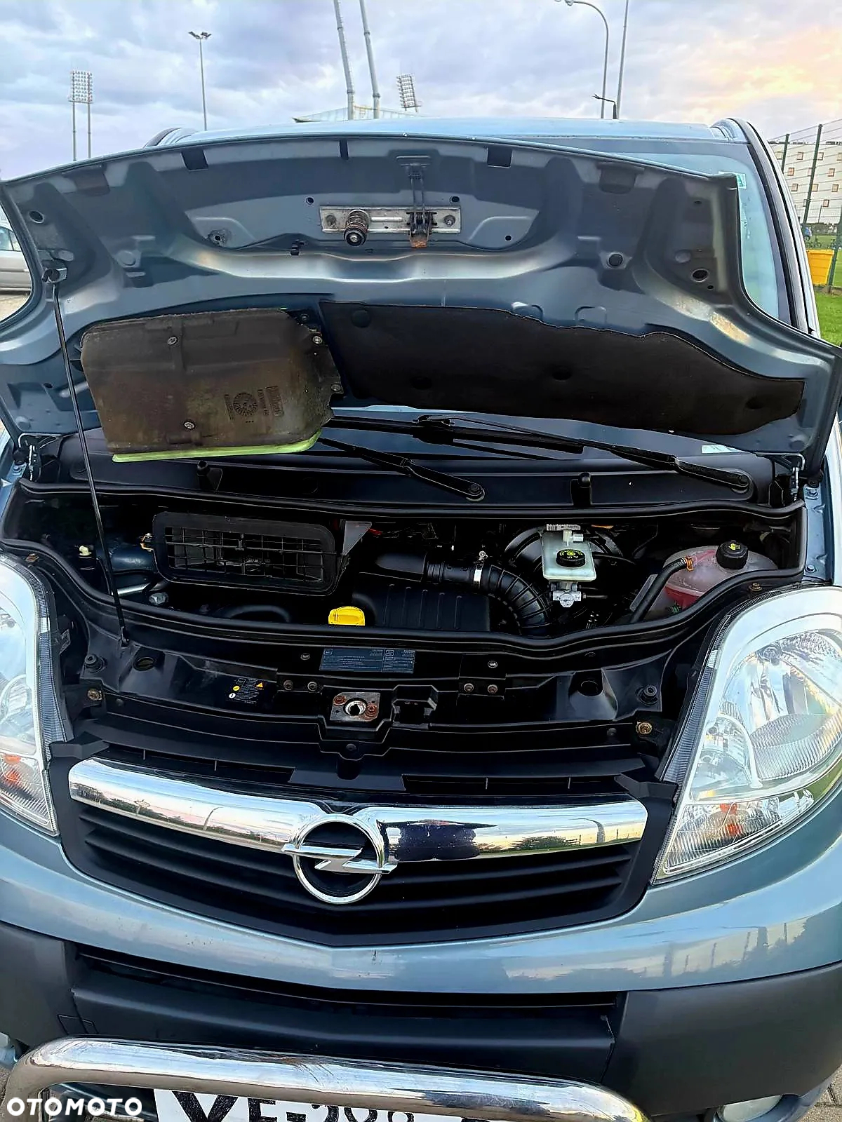 Opel Vivaro - 24