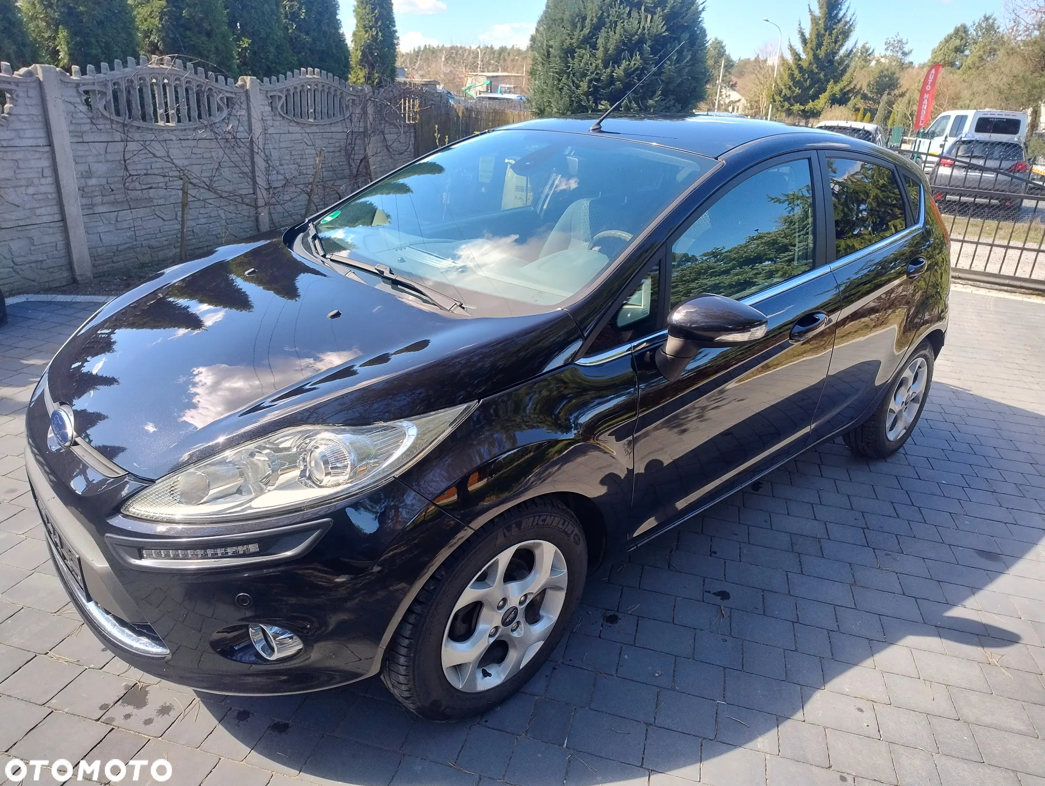 Ford Fiesta - 2