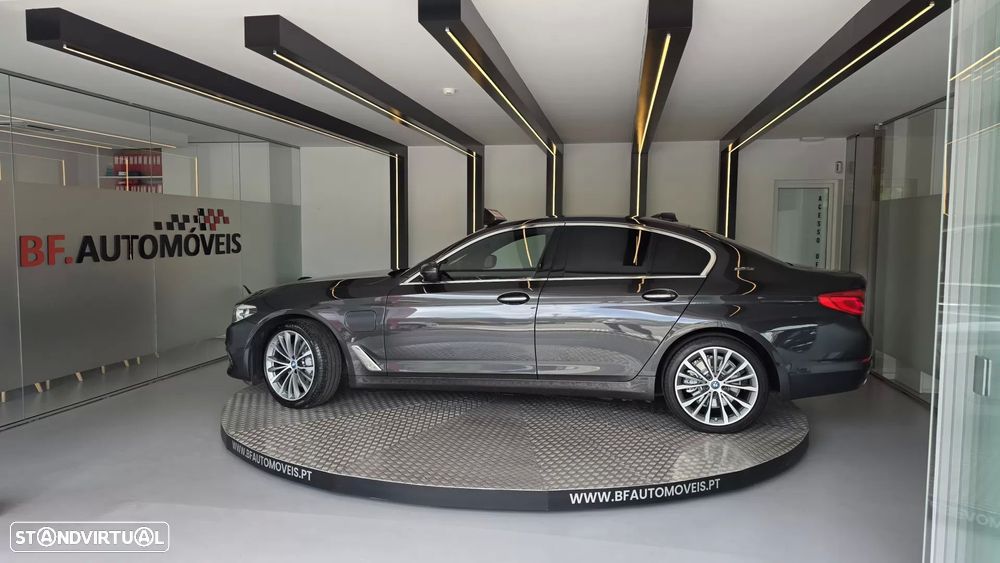 BMW 530 e iPerformance Line Luxury - 15