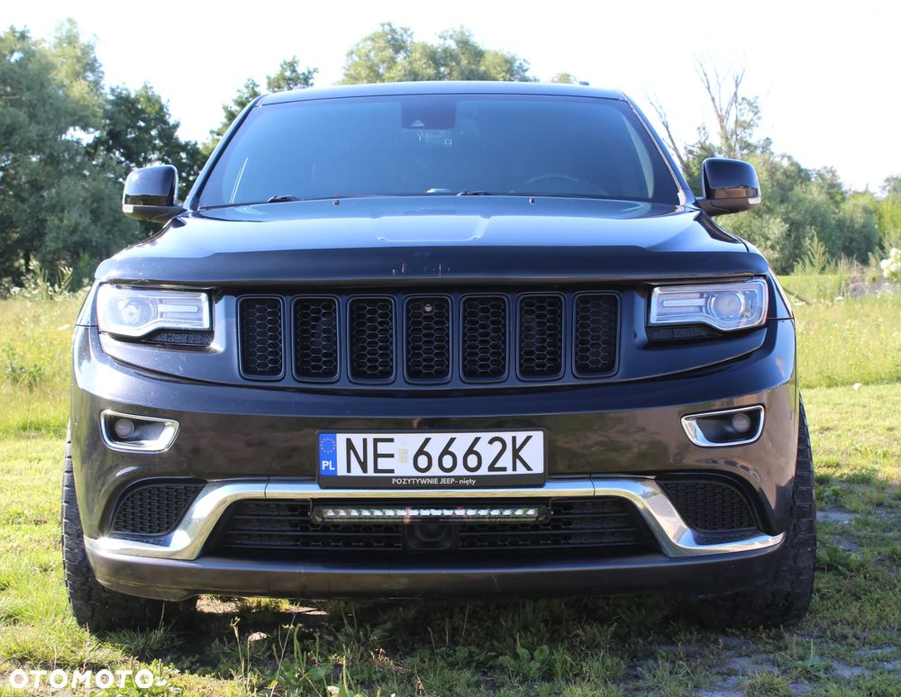 Jeep Grand Cherokee - 26