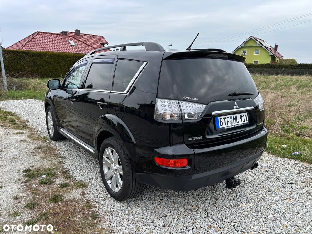 Mitsubishi Outlander 2.2 DI-D 4WD Invite - 14