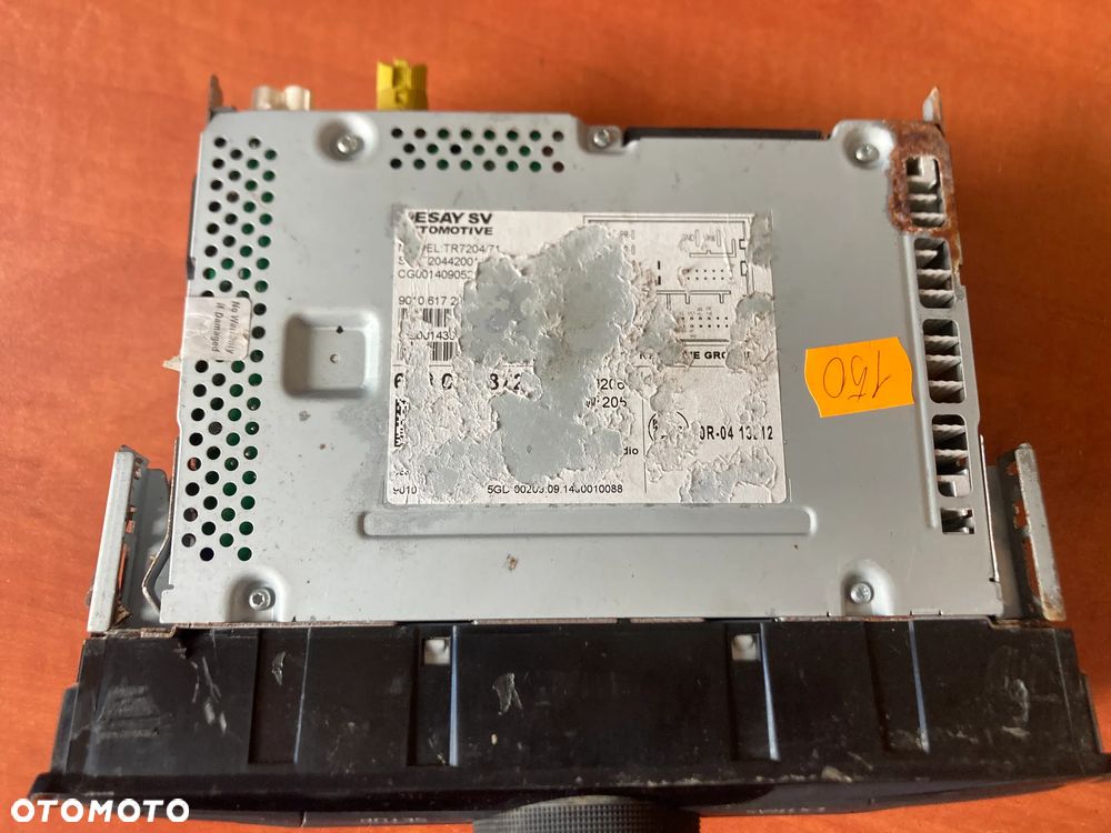 Fabryczne radio radioodtwarzacz z półką Skoda Fabia III 6V0035872 - 3