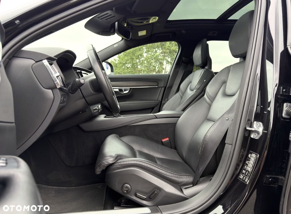 Volvo V90 Cross Country B5 D AWD Geartronic Pro - 28