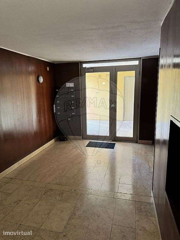 Apartamento T2 para arrendamento - Grande imagem: 3/42