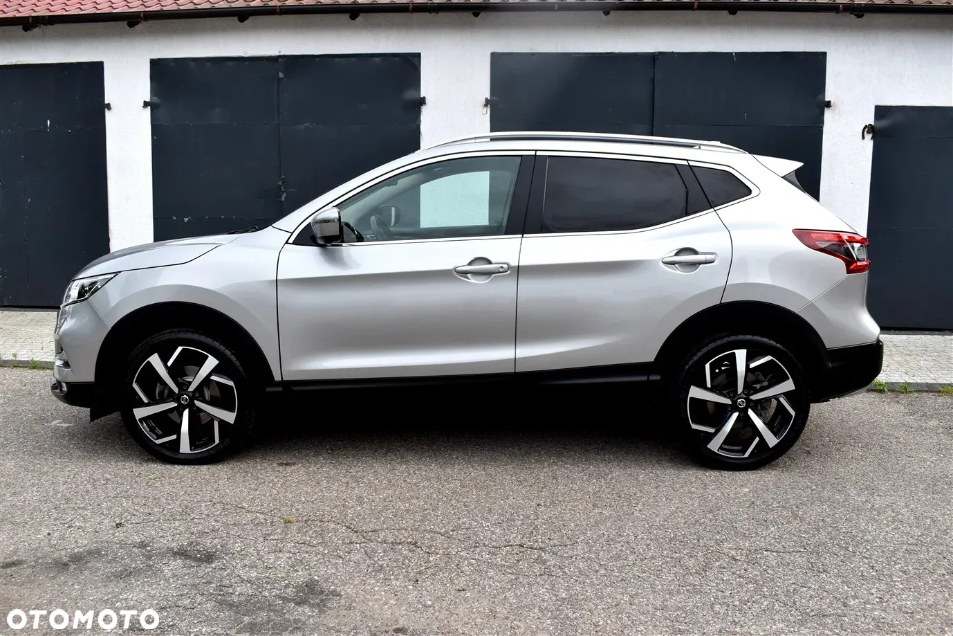 Nissan Qashqai 1.3 DIG-T ZAMA - 6