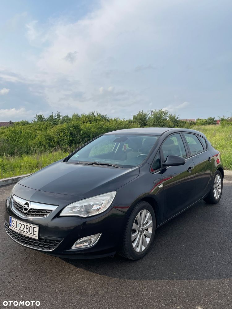 Opel Astra 1.6 T Cosmo - 1