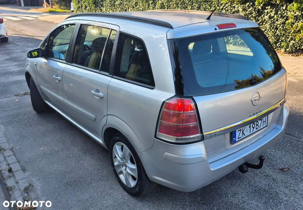 Opel Zafira 2.2 Elegance - 4