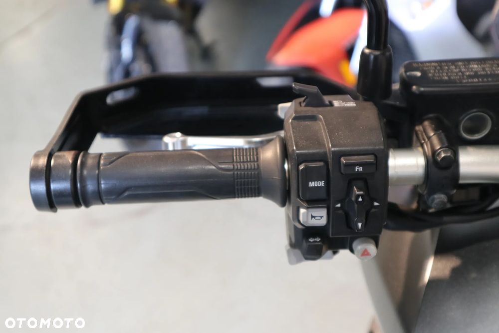 Honda X-ADV - 12