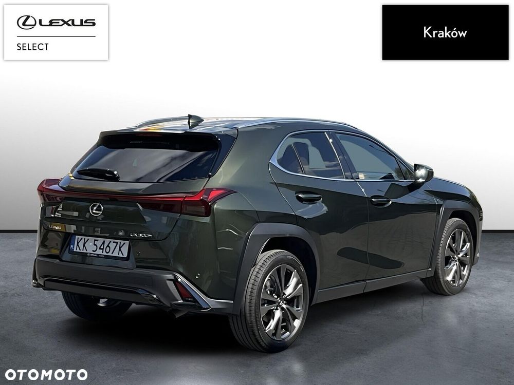 Lexus UX - 5