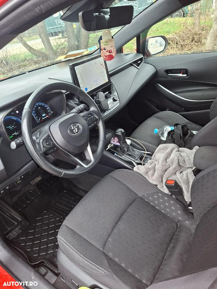 Toyota Corolla 1.8 HEV Dynamic - 8