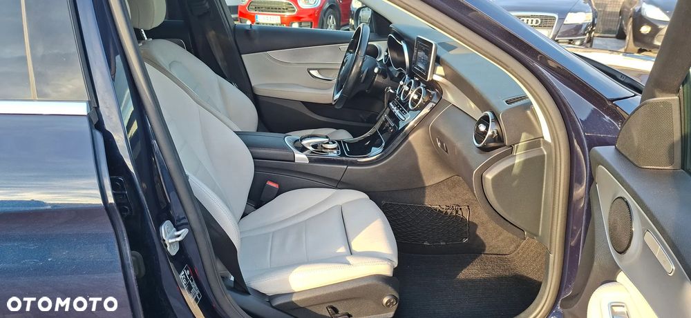 Mercedes-Benz Klasa C 180 7G-TRONIC Avantgarde - 7