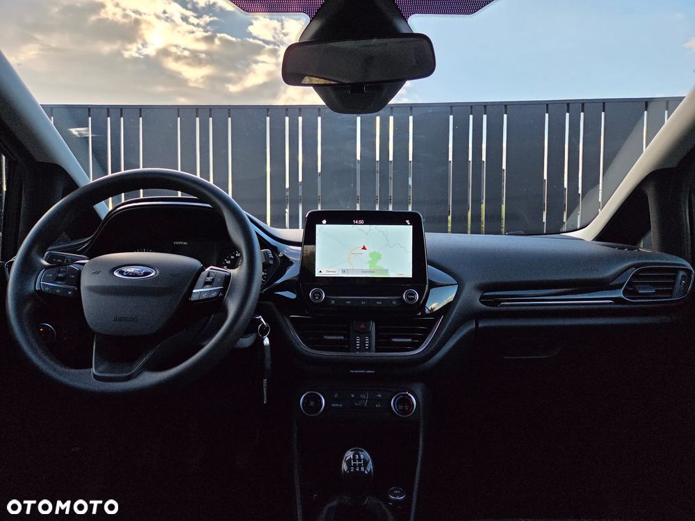Ford Fiesta - 15