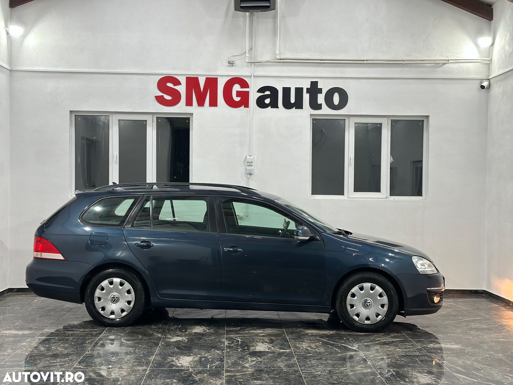 Volkswagen Golf 1.9 TDI BlueMotion Comfortline - 5